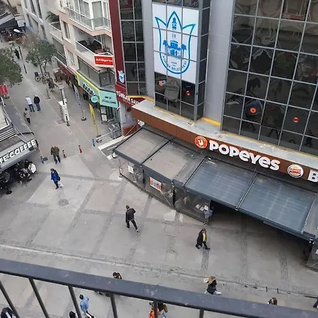 Alsancak Kibris Sehitleri Caddesi شقة إزمير